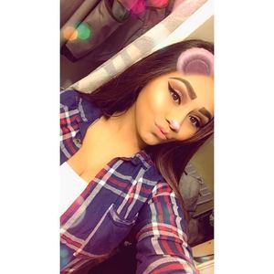 Meet your Posher, Daysi